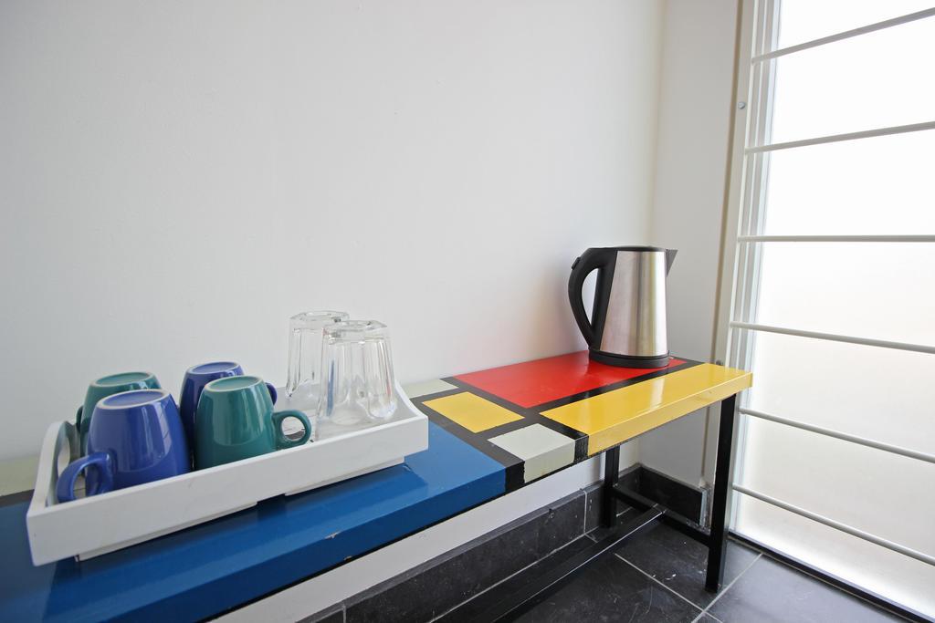 أمستردام Ground Floor Canal Apartment المظهر الخارجي الصورة